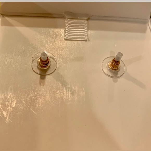 COPY - Dangle gold CZ and pearl Earrings, Christian Siriano - Picture 3 of 3